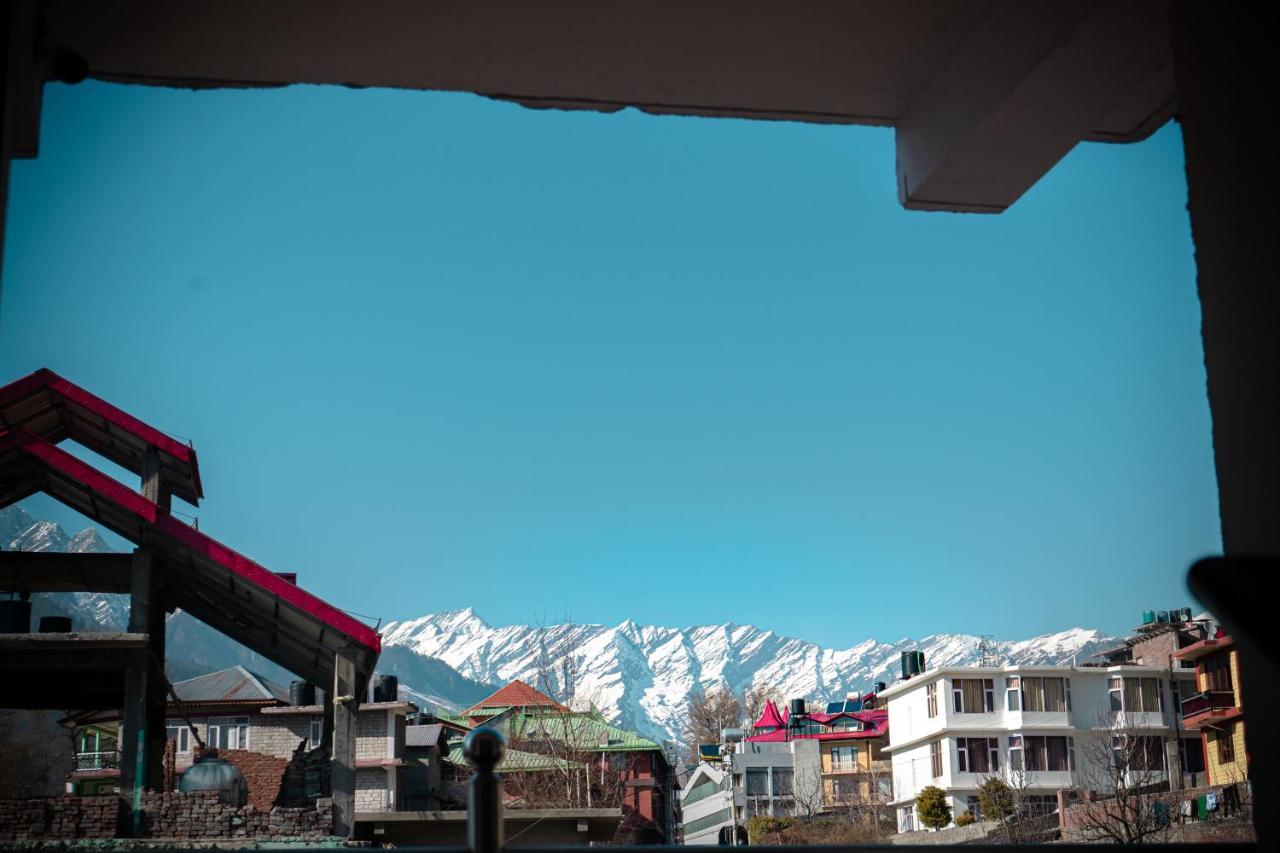 New Radhika Guest House - Manali (Himachal Pradesh) — Photos 3