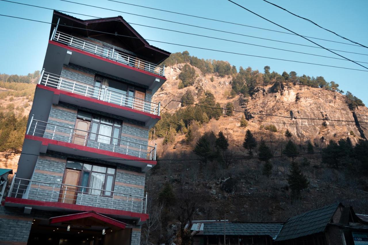 New Radhika Guest House - Manali (Himachal Pradesh) — Photos 2